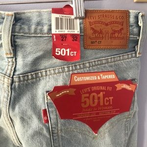 BRAND NEW Levi’s boyfriend jeans 501ct